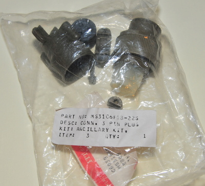 RF-280 connector plug MS3106F18-22S NOS