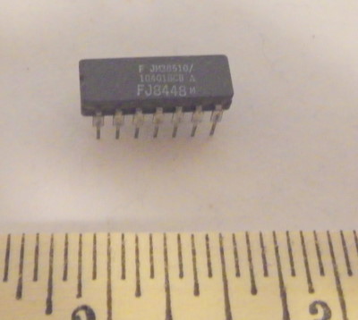 LINEAR MICRO CIRCUIT PN M38510/10401BCB, Semiconductor