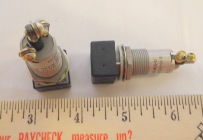 Aircraft 6210-00-117-5308 LIGHT INDICATOR, Indicator