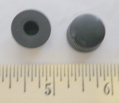 SMALL BLACK DAKAWARE, Knob