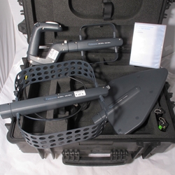 Rohde & Schwarz HE300 Active Directional Antenna Set with 20-200MHz, 200-500MHz, and 0.5-7.5GHz elements and case mint condition